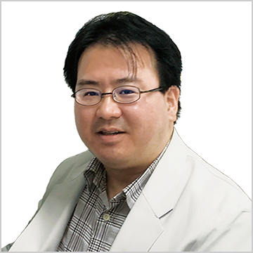 院長　村岡　敦